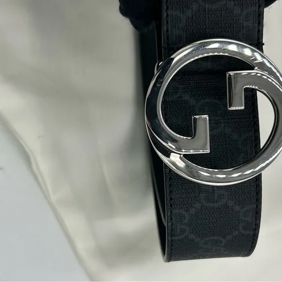 Women’s Gucci GG supreme leather belt with interlocking G buckle 80 cm/32 inch Gucci Metallic Guccissima Leather Interlocking G Buckle Belt  main image 4